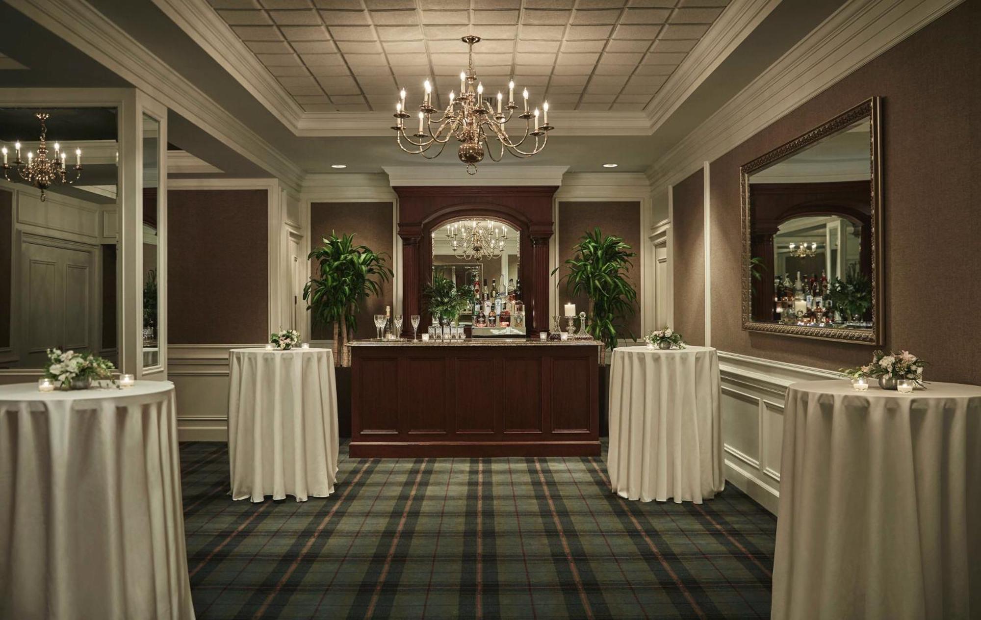Graduate By Hilton Ann Arbor Hotel Buitenkant foto